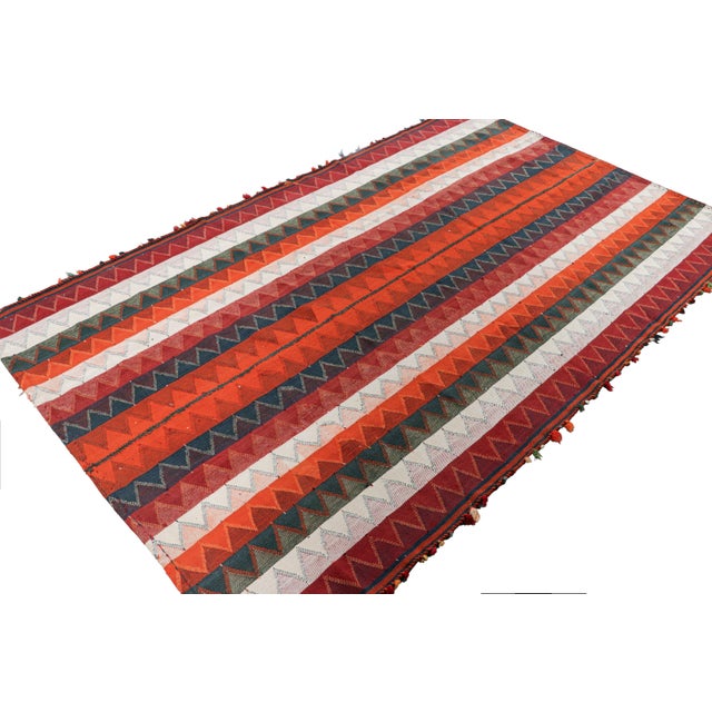 Rug & Kilim Vintage Jajim Qashqai Persian Kilim in Vibrant Polychromatic Tones - Rug & Kilim For Sale - Image 4 of 7