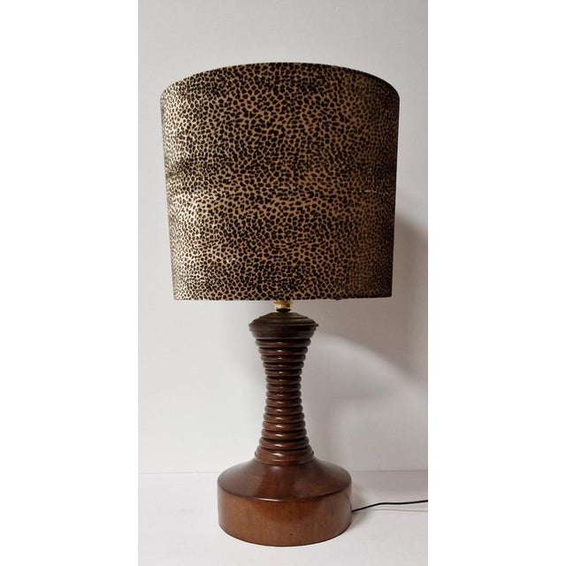 Splendid 70s walnut wood lamp in the Carlo style De Carli with velvet fabric lampshade. Lamp height 52cm. Height of the...