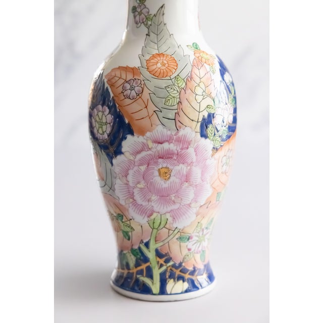 Chinoiserie Vintage Chinese Tobacco Leaf Porcelain Vase For Sale - Image 3 of 8