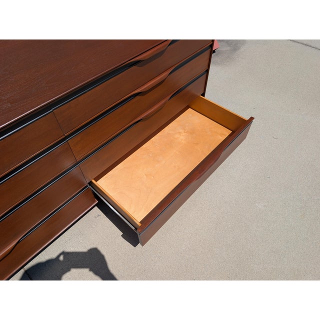 Mid Century Modern Walnut Dresser by John Kapel for Glenn of California, C1960s For Sale - Image 15 of 18