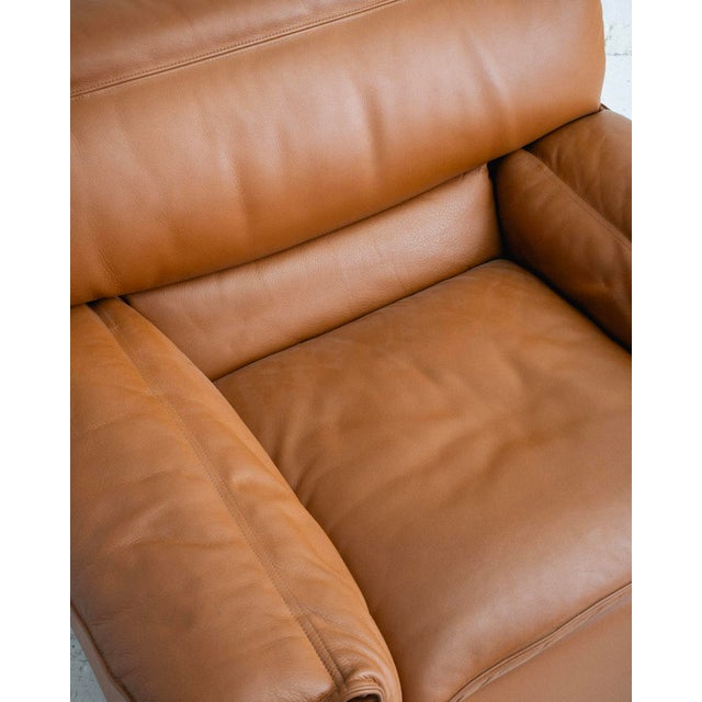 Brown Carlo Bartoli Lounge Chair in Cognac Leather for Rossi Di Albizzate For Sale - Image 8 of 12