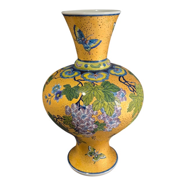 Vintage Chinoiserie Temple Tall Vase Heavily Gilded Floral Grapes Butterflies For Sale - Image 10 of 10