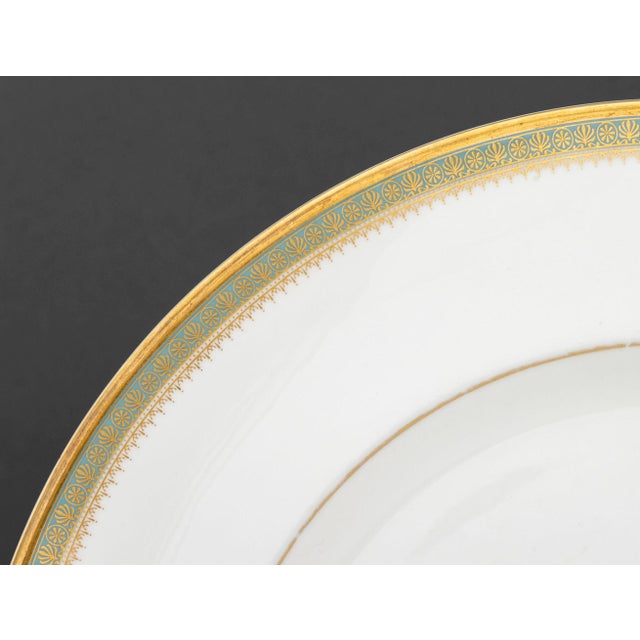 English Royal Doulton "Clarendon" Pattern Partial Porcelain Dinnerware Service, 84 For Sale - Image 3 of 18