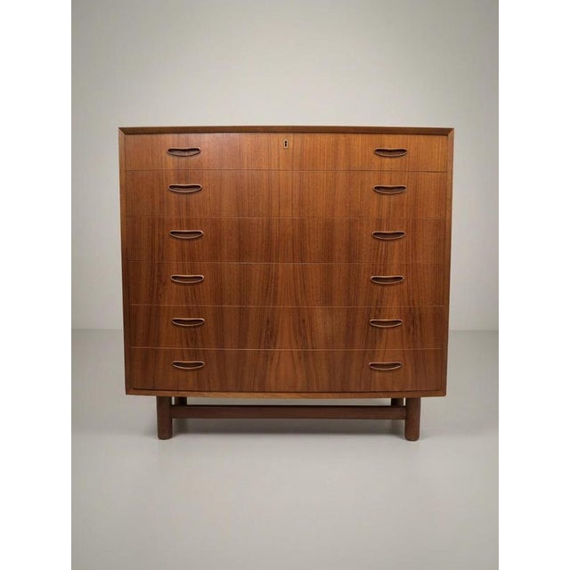 Wood Mid-Century Modern Danish Teak Chest of Drawers, 1960s For Sale - Image 7 of 7
