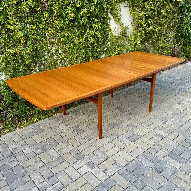 Wood 1980s Large Mid Century Danish Modern Teak Extension Dining Table For Sale - Image 7 of 12