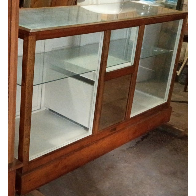 Early 20th Century Downing Mfg. Co. Oak Mercantile Display With Ice Box For Sale - Image 4 of 12