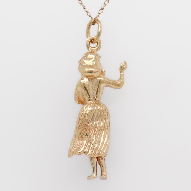 Metal Vintage 14k Gold Figural Kinetic Hula Dancer Charm for a Bracelet For Sale - Image 7 of 12