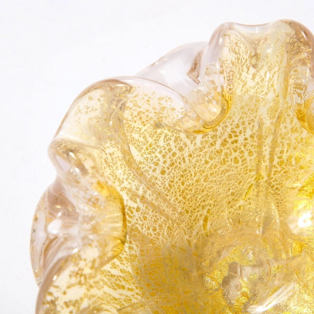 1950s Mid-Century Modernist Translucent Hand-Blown Murano & 24k Gold Glass Bowl For Sale - Image 5 of 12