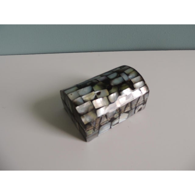 Black Lacquered Abalone Decorative Shell Box For Sale In Tampa - Image 6 of 7