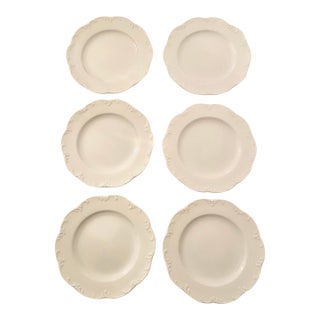 Rosenthal Classic Rose White Monbijou Bread, Dessert, Appetizer- Set of 6 Plates Vintage Mint Condition For Sale