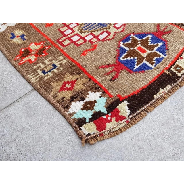 Farmhouse 1950s Handknotted Brown Turkish Rug For Sale - Image 3 of 9