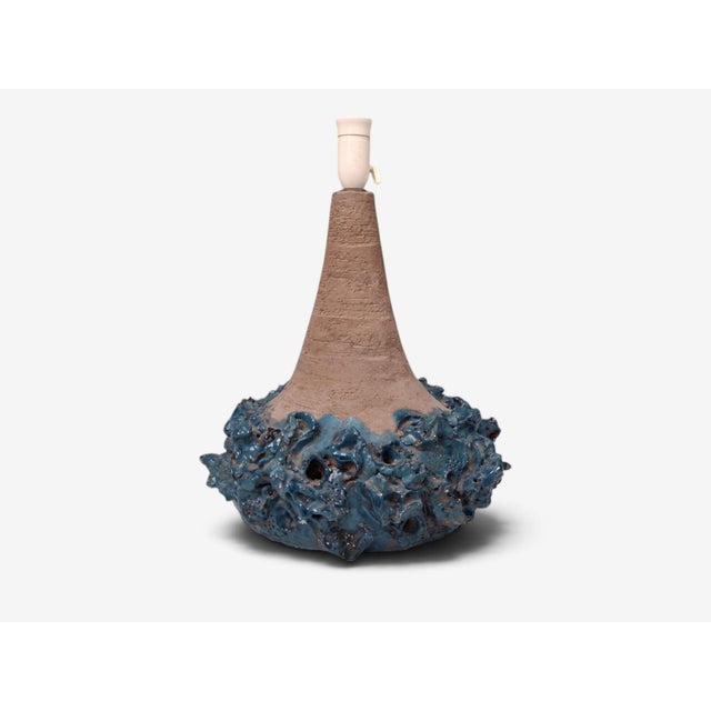 1970s 1979 Mid-Century Modern Hanne Stentøj, Large Brutalist Table Lamp, Blue Stoneware For Sale - Image 5 of 12