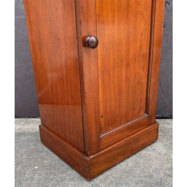 Wood English Nightstand or Bedside Table of Mahogany For Sale - Image 7 of 13