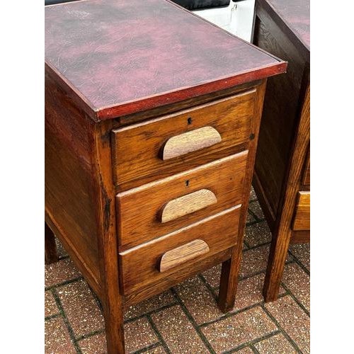 Edwardian Bedside Tables in Oak, Set of 2 For Sale - Image 3 of 12