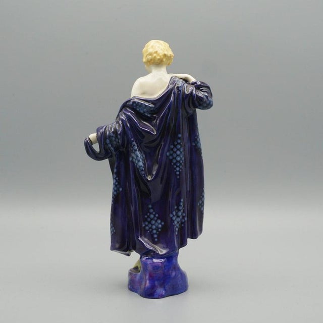 The Bather HN687 Figure from Royal Doulton, 1920s For Sale - Image 6 of 11
