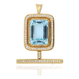 Gia 60 Ct Aquamarine and 4 Ct Diamond 18k Yellow Gold Convertible Pendant Brooch For Sale