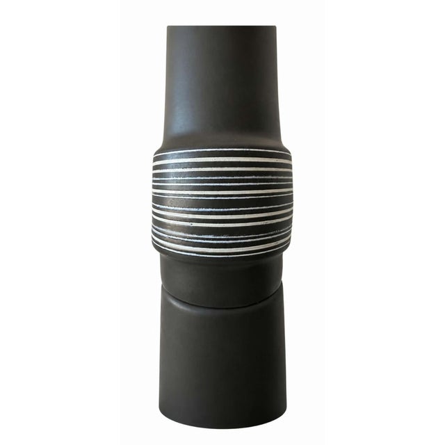 Rare 60s Vintage Pair Monumental Double Stacked Tootsie Roll Jane and Gordon Martz Dark Gray Table Lamps For Sale In Tampa - Image 6 of 9