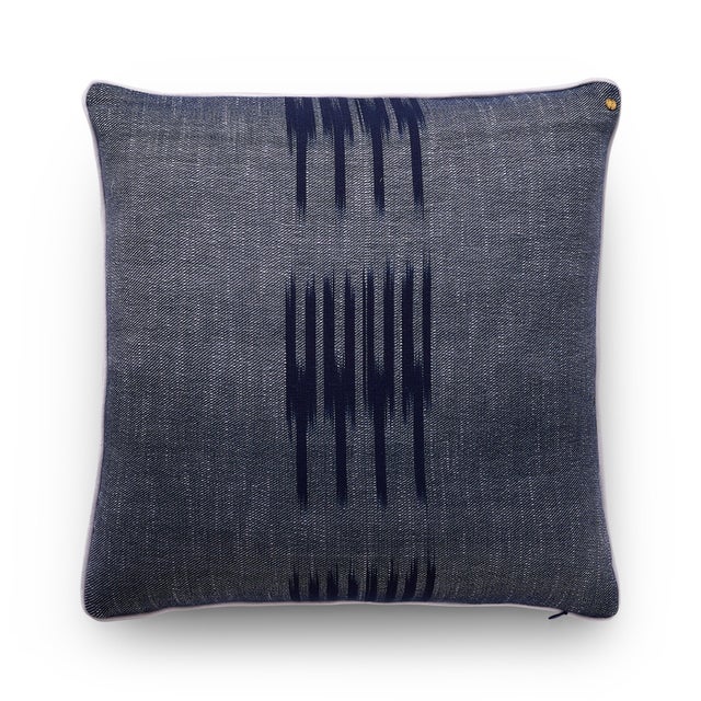 Peshtemal fabric, woven in Turkey, is a lightweight and soft textile known for its durability. Made from long cotton...