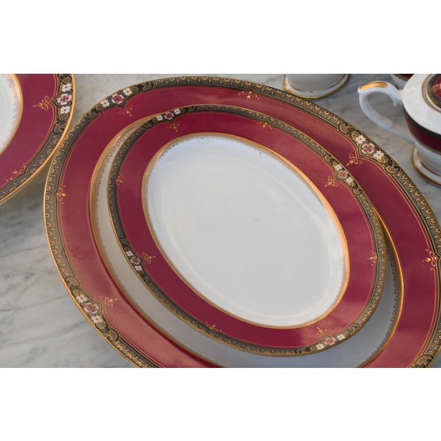 1960s Elegant Mid-Century Japanese Bone China Service for 12 in White and Noble Red For Sale - Image 9 of 17