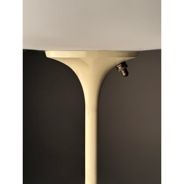 Mid-Century Modern Tall Stemlite Table Lamp by Designline in Beige -Mid Century Retro Style For Sale - Image 3 of 5