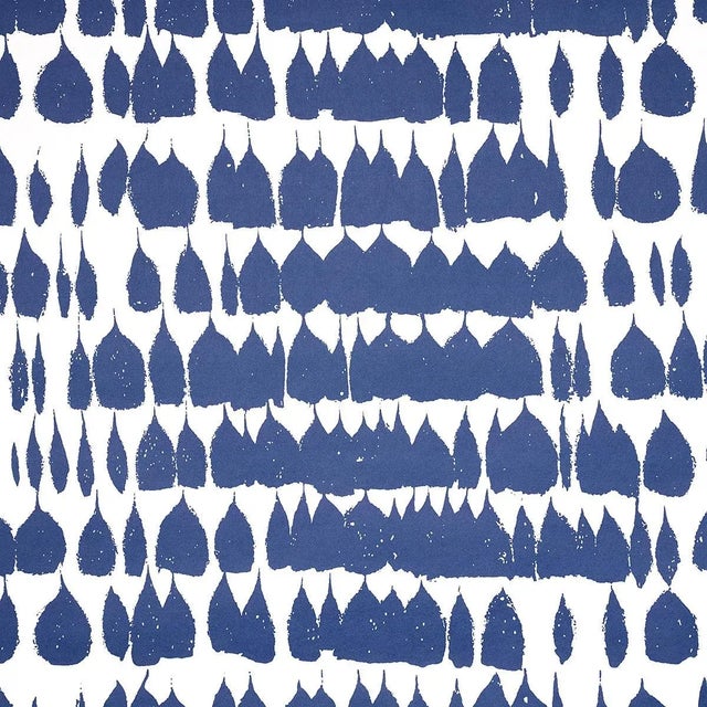 Sample - Schumacher Queen Of Spain Wallpaper in Navy For Sale