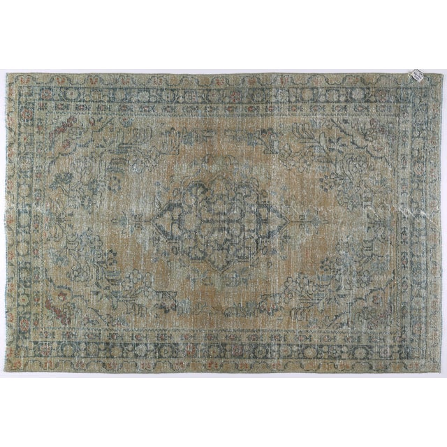 This exquisite tribal Handmade Double knotted rug features a classic central medallion design framed by intricate floral...