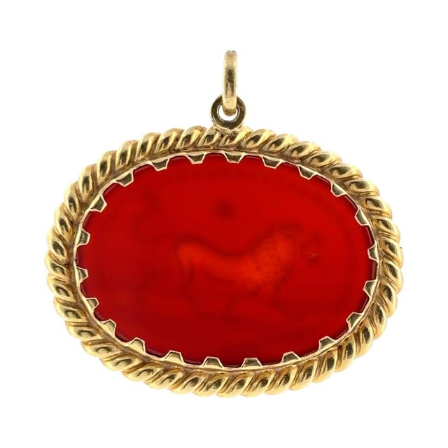 Contemporary Vintage 18k Gold Carnelian Lion Intaglio Pendant For Sale - Image 3 of 9