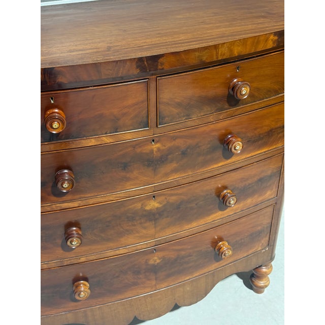 Antique Mahogany Two Over Three Drawers - Bow Front Chest of Drawers From England For Sale - Image 4 of 18
