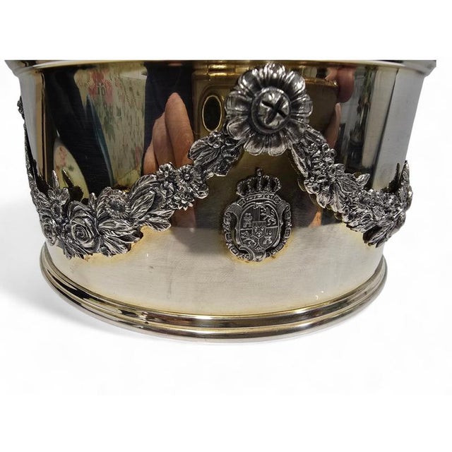1960s Spanish Royal Silver Box by Yanes, 1960 For Sale - Image 5 of 10