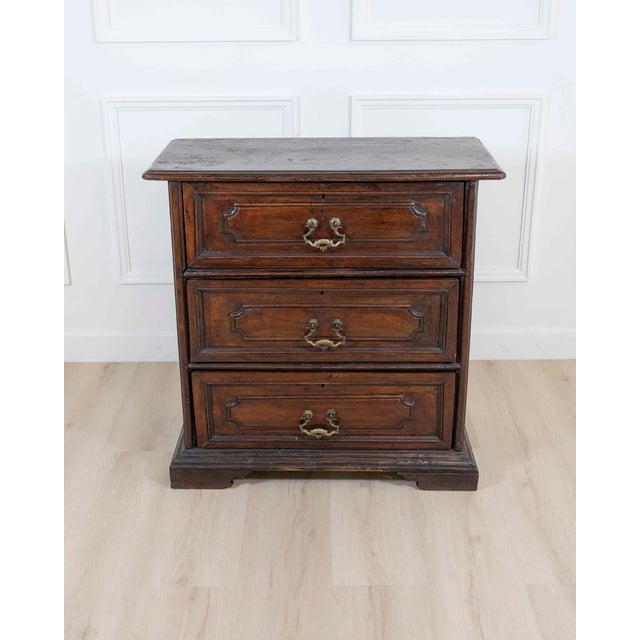 Italian Italian 17th Century Emilian-Bolognese Chest of Drawers with Ashlar Front For Sale - Image 3 of 9