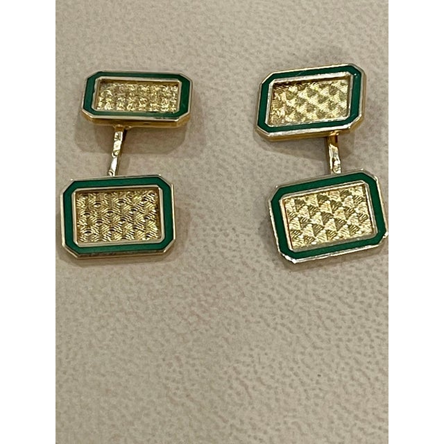 Emerald Cut Shape Green Enamel Cufflinks in 18 Karat Yellow Gold 13 Gm, Men's For Sale In New York - Image 6 of 8