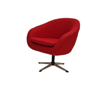 Scandinavian Swivel Lounge Chair in Wool by Karl Eric Klote, 1960s For Sale