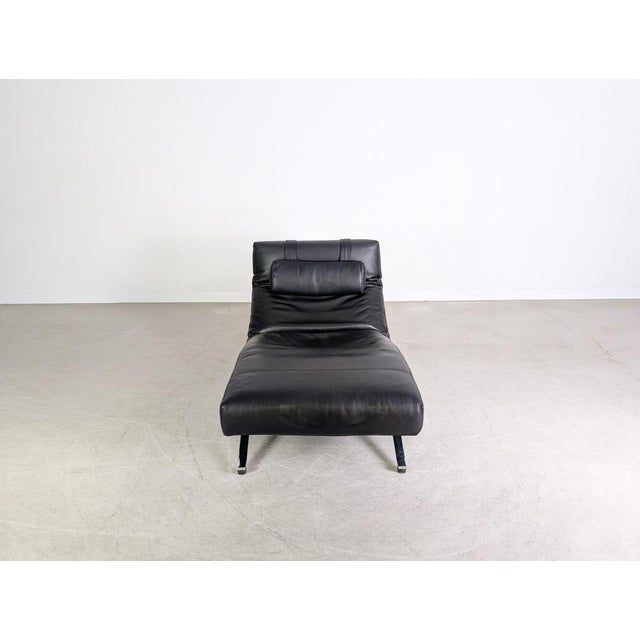 We are offering a beautiful daybed from the traditional Danish manufacturer Niels Eilersen, dating from the 1980s, for...