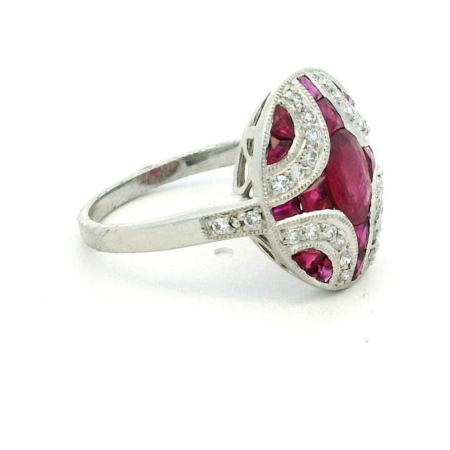 Platinum Cabochon Ruby, Diamond and Calibré Ruby Bombé Ring, Size 7.5 For Sale - Image 10 of 13