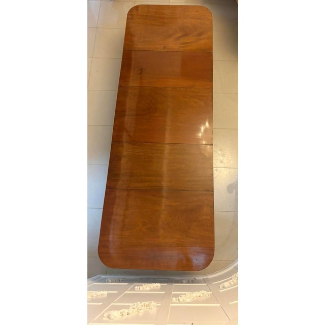 Antique Georgian Figured Mahogany 3-Pillar Extending Dining Table, 1800s For Sale - Image 3 of 15