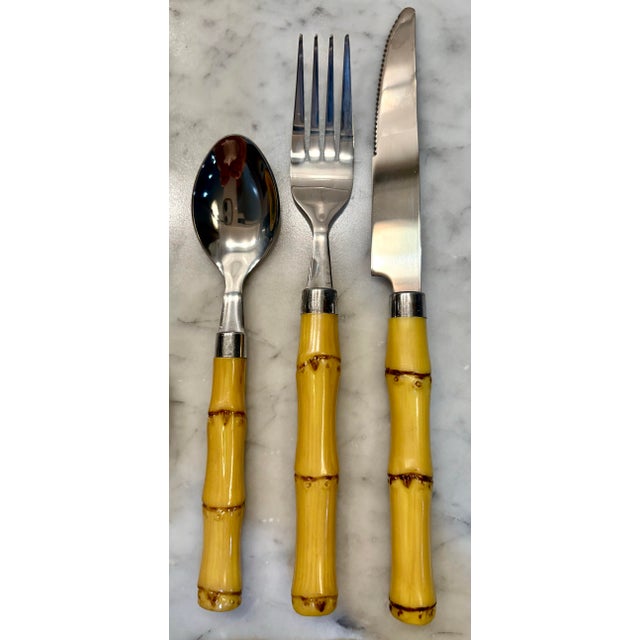 1990s Vintage Never Used Faux Bamboo Handle Stainless Steel Flatware – For 4 - Tropical, Palm Beach Regency, Coastal & British Colonial Style - 12 Pc. For Sale - Image 5 of 9