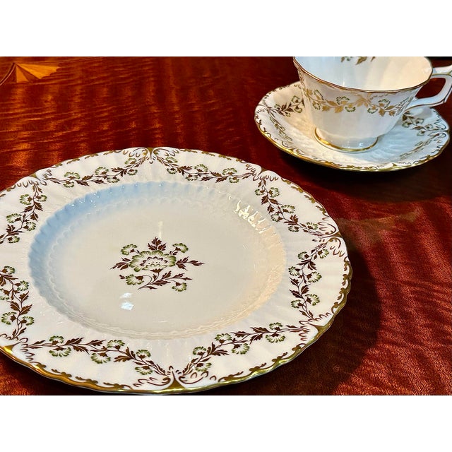 1960s Royal Crown Derby “Touraine” Bone China Tea Service for Six, 19 Pieces, England For Sale In West Palm - Image 6 of 12
