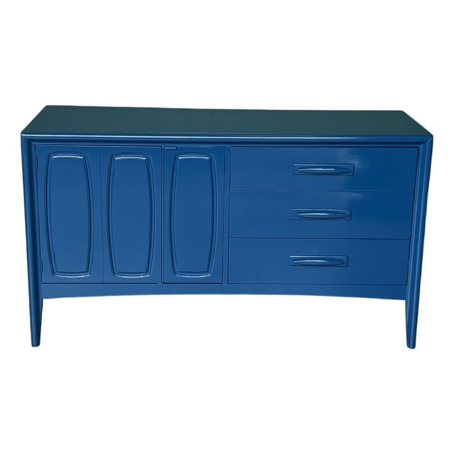 1970s Mid Century Modern High Gloss Blue Lacquered Dresser For Sale