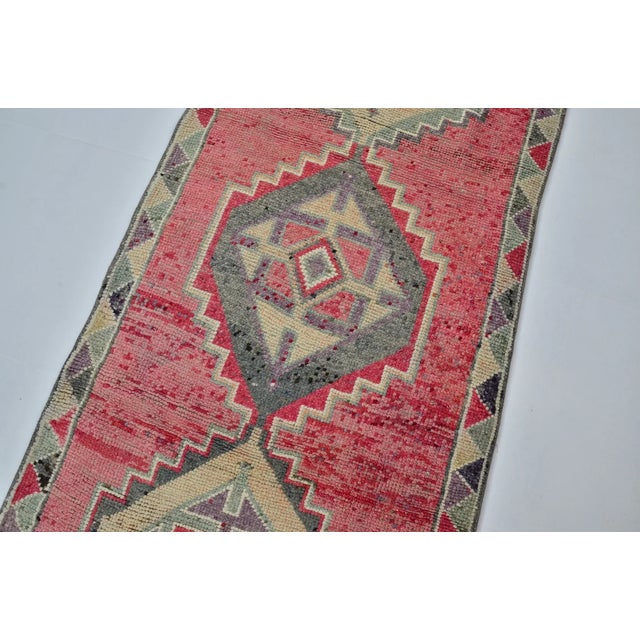 Vintage Anatolian Wool Runner, Hand-Woven Rug With Vibrant Pink and Geometric Motifs For Sale - Image 10 of 10