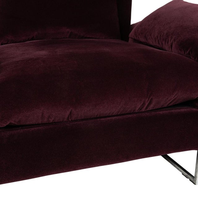 Purple Embrace Three-Seater Sofa in Velour Velvet, Chrome and Violet with Manual Function by Brühl For Sale - Image 8 of 15