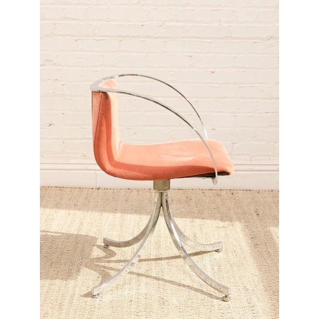 Mid 20th Century Vintage 1970s Chrome Halo Swivel Armchair in Blush Velvet For Sale - Image 5 of 9