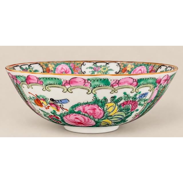 Vintage Famille Rose Bowls Set of Three For Sale - Image 10 of 11