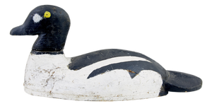 Early 20th Century Carved Hand-Painted Decoy Duck, 1920s