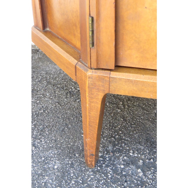 Thomasville Mid Century Arched Design Nightstands Side End Tables a Pair 5849 For Sale - Image 11 of 12