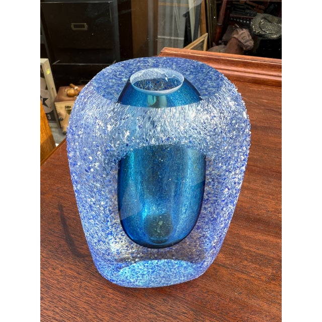 1970s Murano Sommerso Style Vase For Sale - Image 4 of 4