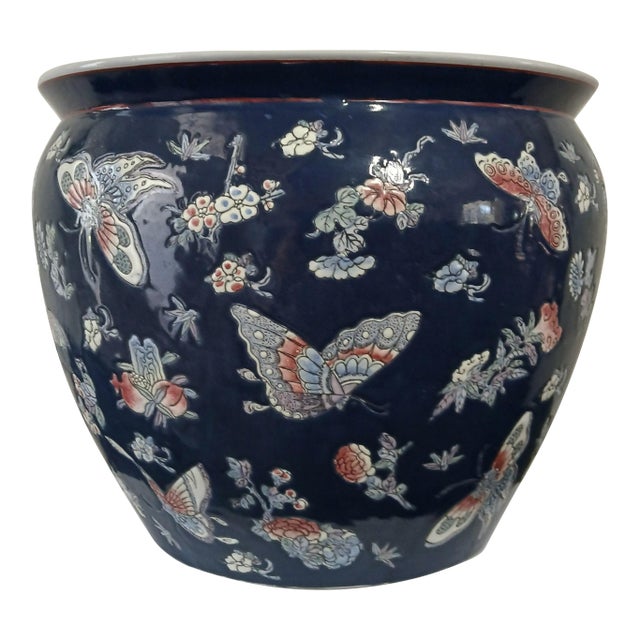 Early 20th Century Share Magnificent Hand-Painted Chinese Jardinière For Sale