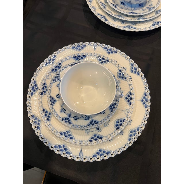 Late 20th Century Royal Copenhagen Blue Fluted Full Lace 4-Piece Place Setting (Excellent) _Place Setting #1 For Sale In Los Angeles - Image 6 of 15