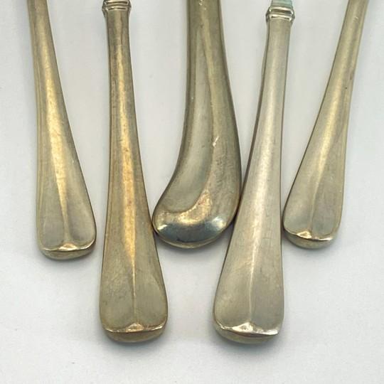 Late 20th Century Kirk Stieff “Fairfield” Vintage Pewter Flatware Set: 68-Piece Service for 12 With Serving Pieces and Vintage Storage Chest For Sale - Image 5 of 18