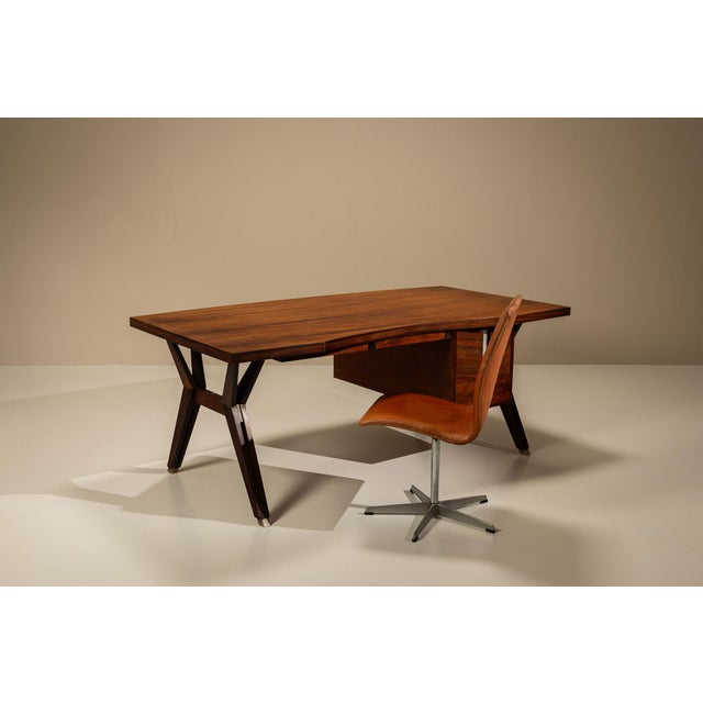 Writing Desk in Rosewood by Ennio Fazioli for MIM Roma, Italy, 1958 For Sale - Image 4 of 18