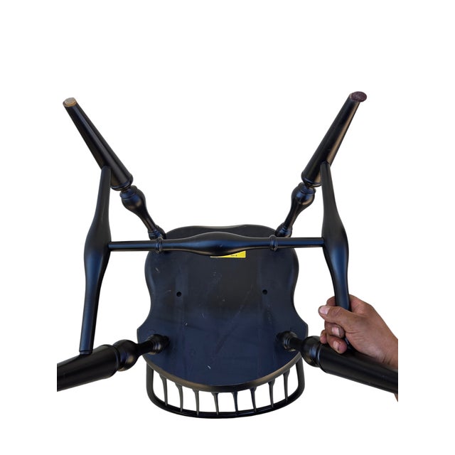 1990s 2 Nichols & Stone Windsor Side Chairs Bow Back Saddle Seat Distressed Country For Sale - Image 16 of 18